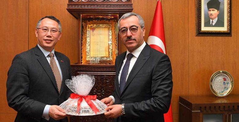 Başkan Güngör, Tayvan Temsilcisi Huang’ı Ağırladı