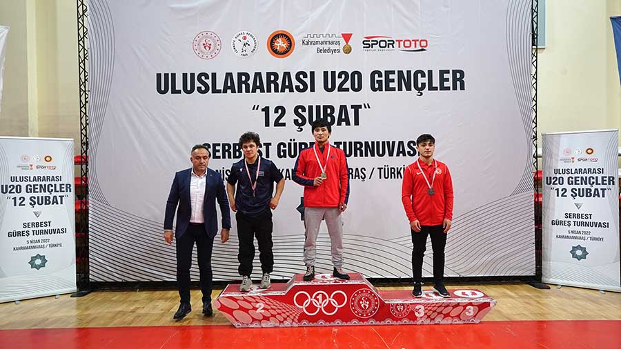 Büyükşehir Belediyesi’nin ev sahipliğinde Uluslararası 12 Şubat U20 Serbest Güreş