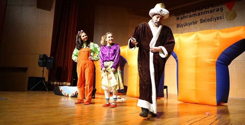 ‘Nasreddin Hoca’ Hem Eğlendirdi Hem Öğretti