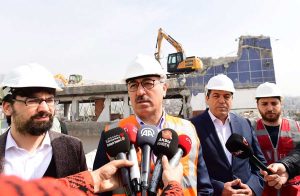 Başkan Güngör Şehir Meydanı çalışmalarını inceledi… Şehir Meydanı projesi kapsamında