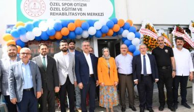 Başkan Güngör Rehabilitasyon Merkezi Açılışına Katıldı