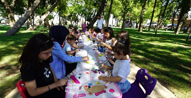 Çocuklar Hayal Güçlerini Maskelere Yansıttı