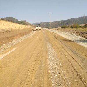 Büyükşehir Belediyesi, Andırın ve Göksun’un iki mahallesinde daha yol yenileme