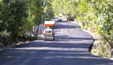 Dönüklü’de Yollar Büyükşehir’le Yenileniyor