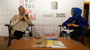 Büyükşehir Belediyesi, Yazar Naime Erkovan’ın katılımıyla ‘Öykü Gerçeğin Yerini Tutar