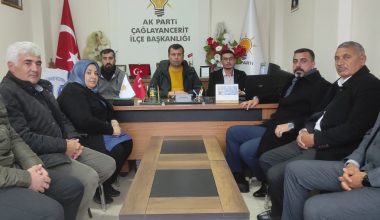 Milletvekili A.Adayı Bekir Kılıç ,Ak Parti’nin Pazarcık ve Çağlayancerit ilçe Başkanlıklarını ziyaret etti