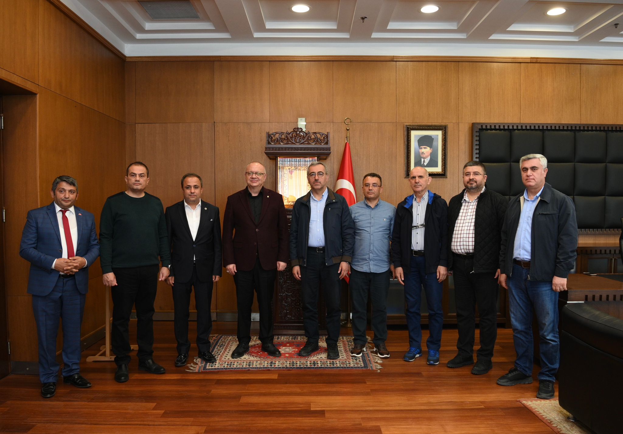 Manisa Büyükşehir Belediye Başkanı Cengiz Ergün’ü makamında ağırlayan Başkan Güngör,