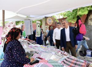 Kapalı Çarşı’da esnafla bir araya gelen Başkan Güngör, “Kapalı Çarşı