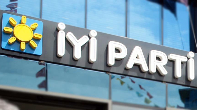 İYİ Parti’de istifa