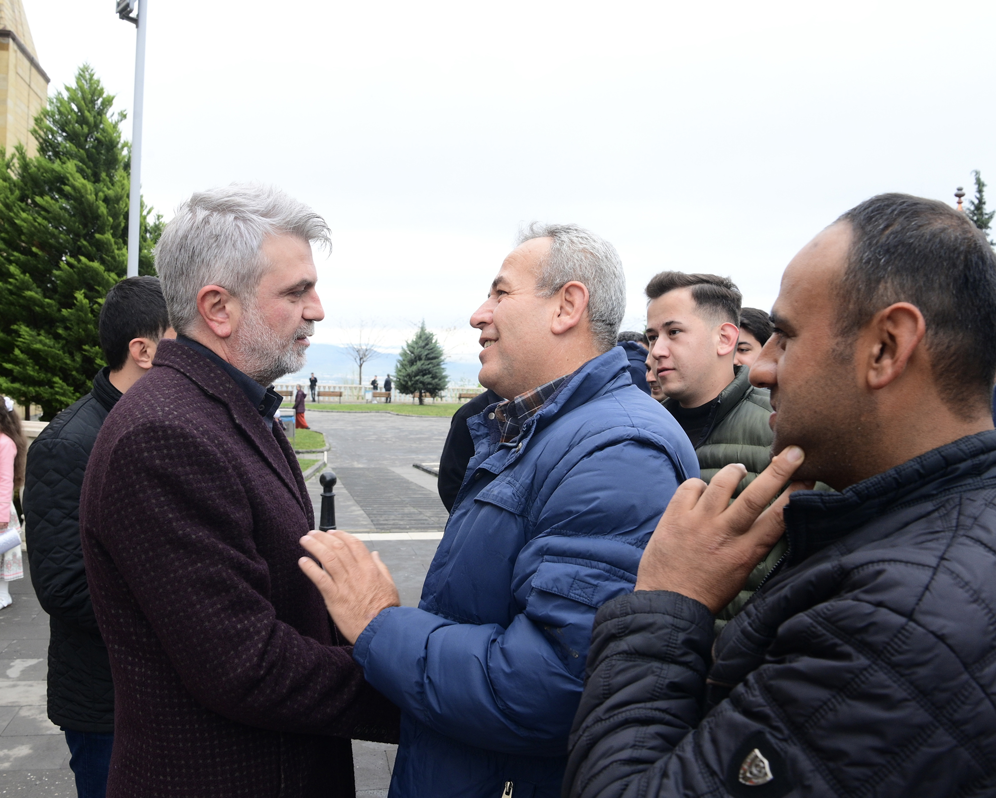 Başkan Görgel: “Bayramımız Mübarek Olsun” Abdülhamid Han Camii’nde kılınan Bayram