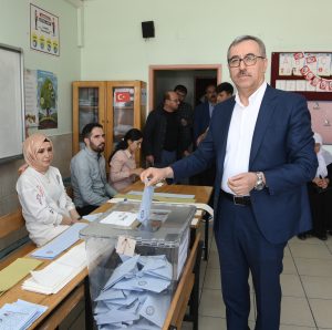 Başkan Güngör, Sandık Başına Giderek Oyunu Kullandı 31 Mart Yerel