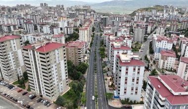 Barbaros Caddesi Yenilenen Yüzüyle Hizmete Sunuldu