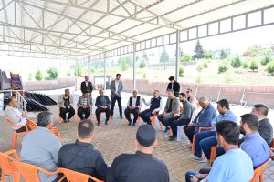 Onikişubat Belediye Başkanı Hanifi Toptaş, Cüceli Mahallesi’nde devam eden kilit