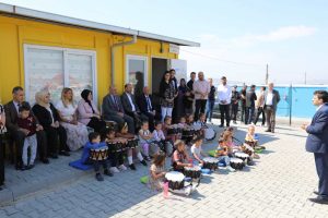 desteklenen “Terapötik Oyun Temelli Müdahale” projesi başladı. Proje, depremden etkilenen