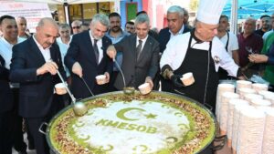 Kahramanmaraş Büyükşehir Belediye Başkanı Fırat Görgel, Kahramanmaraş Esnaf ve Sanatkârları