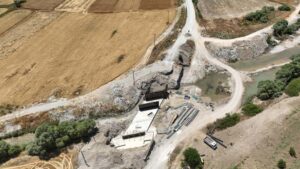 Kahramanmaraş Büyükşehir Belediyesi, Andırın kırsalında ulaşımı iyileştirme amacıyla kapsamlı yol