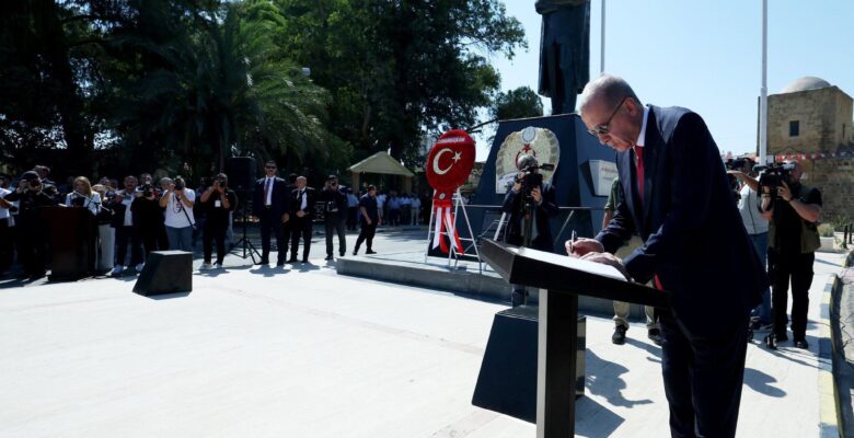 Başkan Görgel, Cumhurbaşkanı Erdoğan ile KKTC’de Barış ve Özgürlük Bayramı Kutlamalarına Katıldı