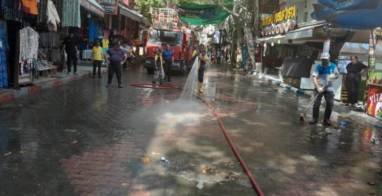 Büyükşehir, Sağlık Turizminin Gözdesi Ilıca’da Detaylı Temizlik Gerçekleştirdi