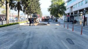 Azerbaycan Bulvarı’nda Kanalizasyon Hattındaki Arızaya Hızlı Müdahale Dün akşam saatlerinde