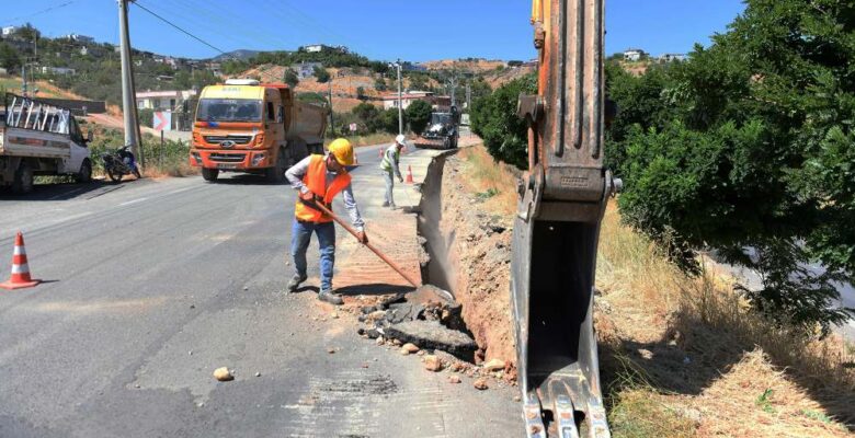 Yerleşim Yerlerinin Altyapı Sorunlarına Çözüm Büyükşehir’den