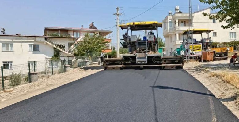 Yabalıç Caddesi’ne Sıcak Asfalt Çalışması Yapıldı