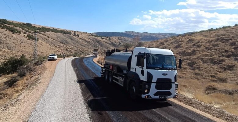 Büyükşehir, Afşin Kırsalında da Ulaşım Atağını Sürdürüyor