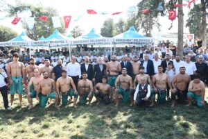 Kahramanmaraş Büyükşehir Belediye Başkanı Fırat Görgel, Onikişubat Belediyesi tarafından düzenlenen