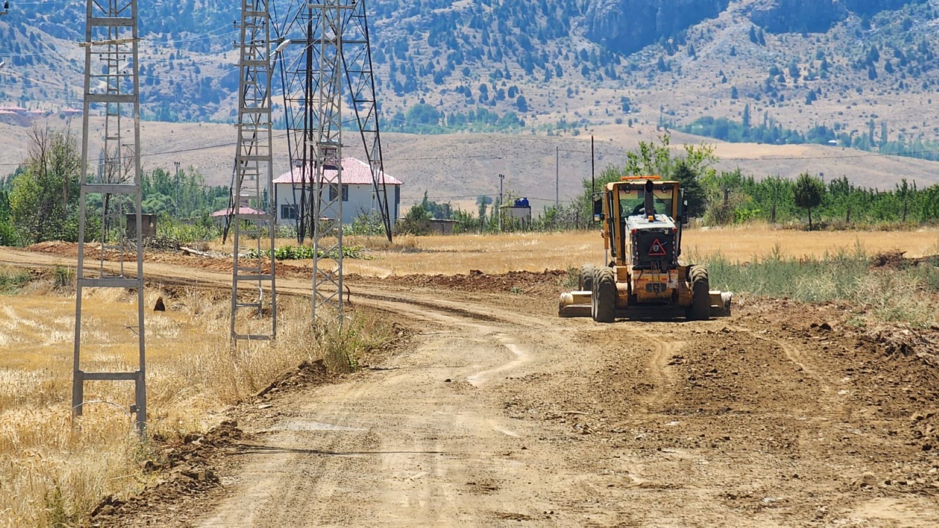 Vatandaşların daha konforlu seyahat edebilmeleri için yatırımlarını artırarak sürdüren Kahramanmaraş