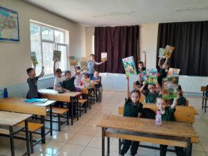 2024-2025 eğitim-öğretim yılının başlamasıyla birlikte öğrencilerin kırtasiye ihtiyaçları ailelerin harcama