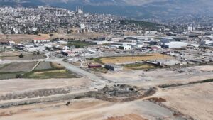 Şehrin ulaşım ağını geliştirmek ve güçlendirmek için yatırımlarını kesintisiz sürdüren