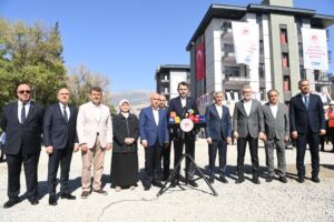 Çevre, Şehircilik ve İklim Değişikliği Bakanı Murat Kurum, Kahramanmaraş’ta incelemelerde