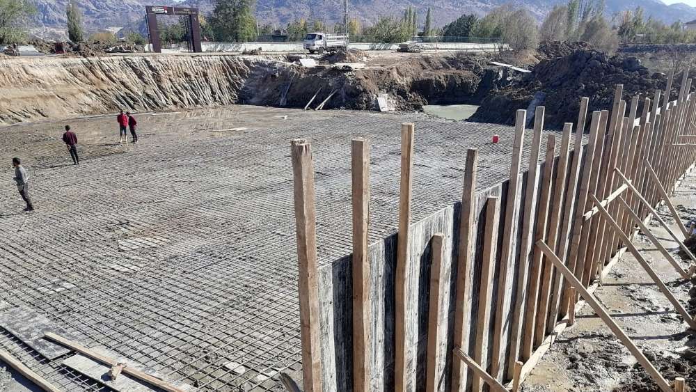 Şehirde gerçekleştirdiği ulaşım atağına hızla devam eden Kahramanmaraş Büyükşehir Belediye’si,