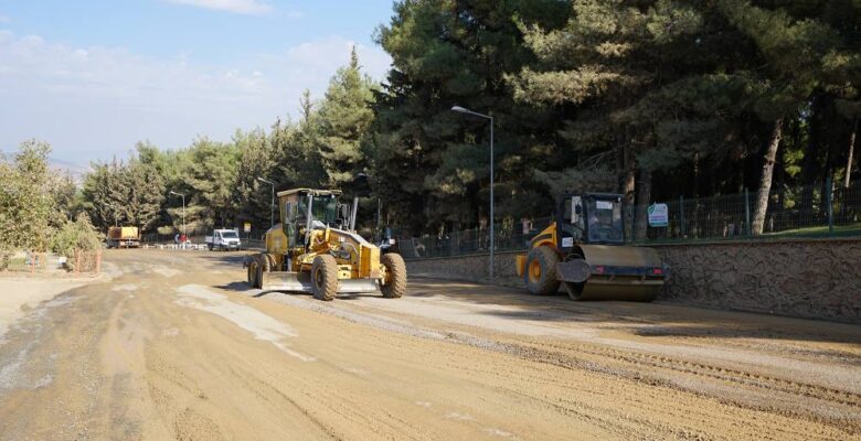 Büyükşehir, Türkoğlu’nda Caddeleri Yeniliyor