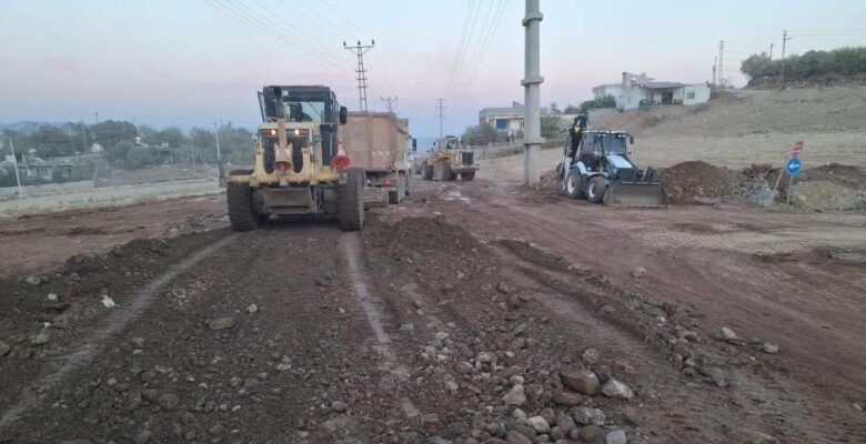 Büyükşehir’den Türkoğlu Orçan Caddesi’nde Çalışma