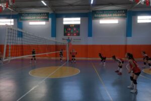 Onikişubat Belediyesi’nin 29 Ekim Cumhuriyet Bayramı kapsamında düzenlediği Cumhuriyet Spor