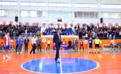 Başkan Toptaş, Cumhuriyet Spor Şöleni Futsal Finalini İzledi