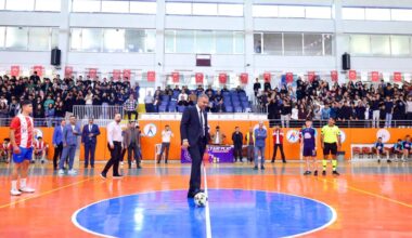 Başkan Toptaş, Cumhuriyet Spor Şöleni Futsal Finalini İzledi