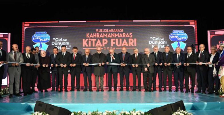 Anadolu’nun En Büyük Kitap Fuarı Kapılarını Misafirlerine Açtı