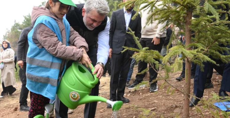 Başkan Görgel; “Diktiğimiz Her Bir Fidan Geleceğimize Nefes, İnsanlığa Umut Olacak”