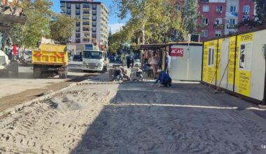 Büyükşehir Belediyesi’nin Mobil Ekibi Şehir Genelinde Onarımlarını Sürdürüyor