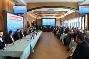 Kahramanmaraş Büyükşehir Belediye Başkanı Fırat Görgel, Dulkadiroğlu ilçesinde görev yapan
