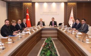 Büyükşehir Belediye Başkanı Fırat Görgel, Ankara’da Gençlik ve Spor Bakanı
