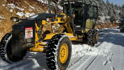 Büyükşehir’den Göksun’da Karla Mücadele Seferberliği Kahramanmaraş Büyükşehir Belediyesi, Göksun kırsalında