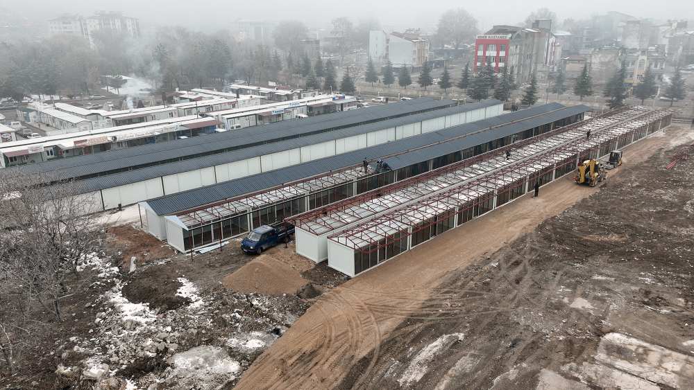 Kahramanmaraş Büyükşehir Belediyesi, 6 Şubat depreminin etkilerini azaltmak ve esnafın