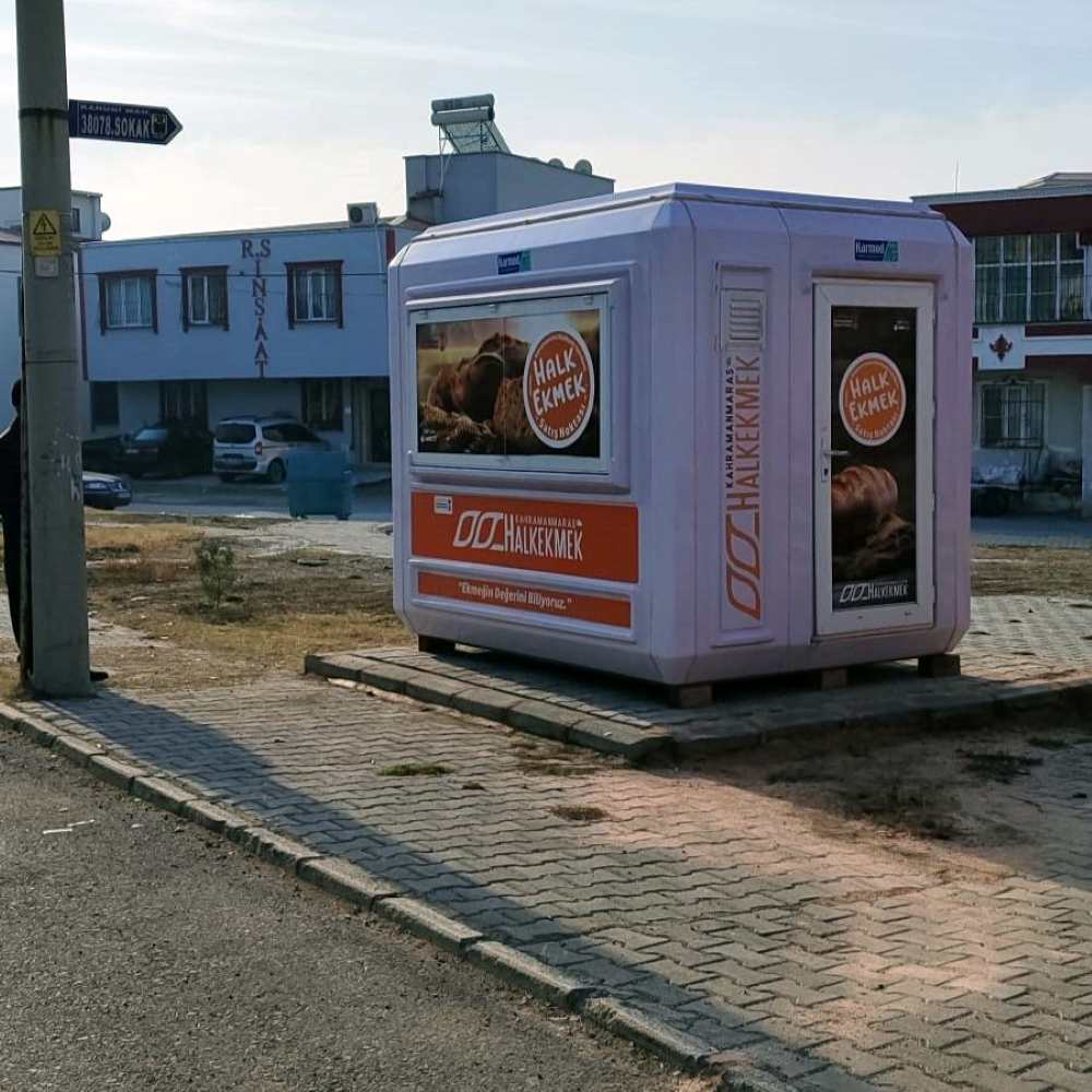 Büyükşehir Belediyesi, şehir genelindeki halk ekmek satış noktalarını artırıyor. 