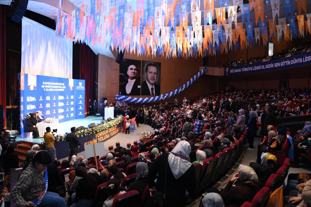 Mehmet Akif Ersoy Kültür Merkezi’nde gerçekleştirilen AK Parti Kahramanmaraş Kadın