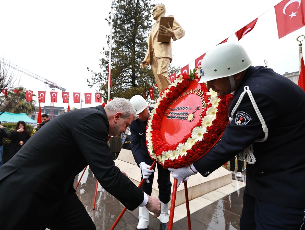 12 Şubat Kurtuluş Haftası dolayısıyla düzenlenen ve çelenk sunma töreni