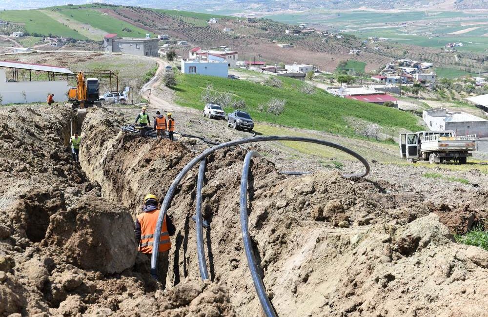 Kahramanmaraş Büyükşehir Belediyesi, Dulkadiroğlu Elmalar Mahallesi’nin içmesuyu sorununu 15 Milyon