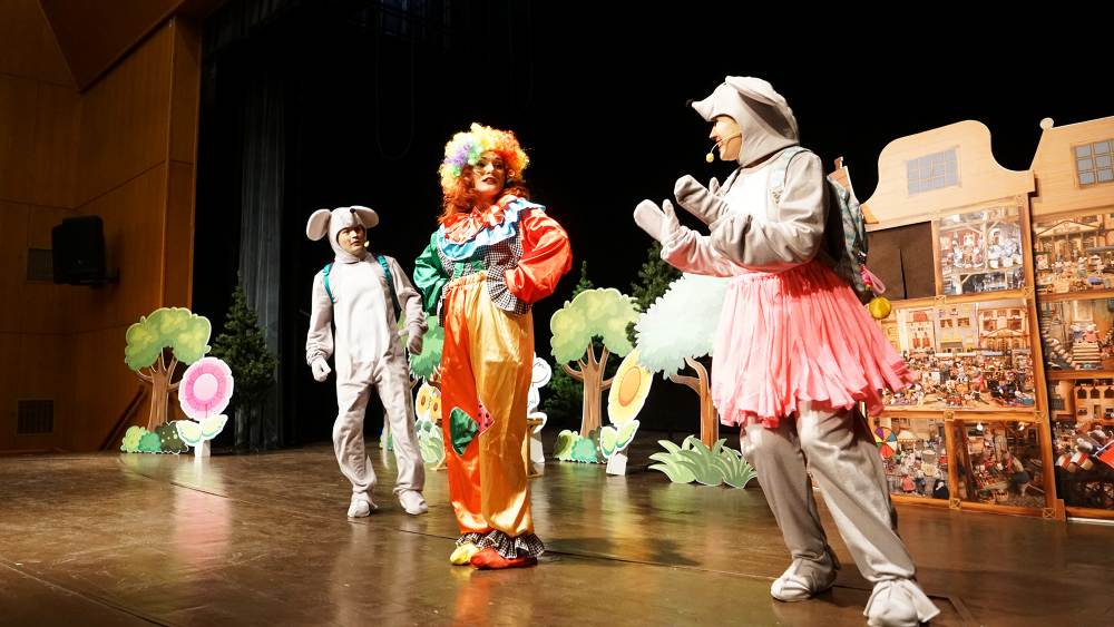 Büyükşehir Belediyesi, Hollanda Krallığı ve Sivas Görsel Sanatlar ve Kültür