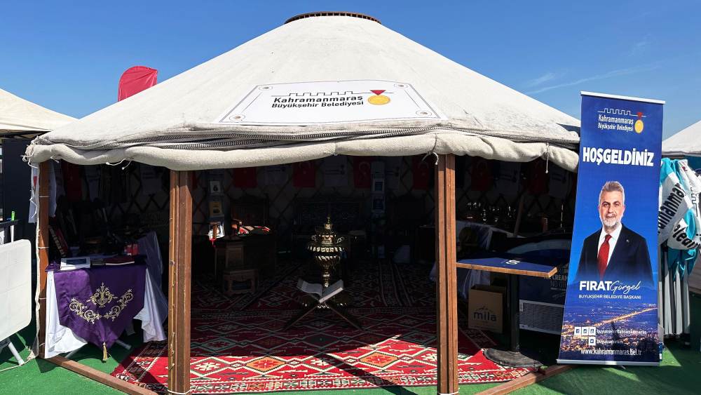 Büyükşehir Belediyesi, İstanbul Atatürk Havalimanı’nda düzenlenen 7. Etnospor
Kültür Festivali’nde Kahramanmaraş’ın